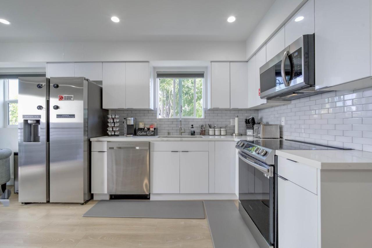 Modern Apartment In Studio City Лос-Анджелес Екстер'єр фото